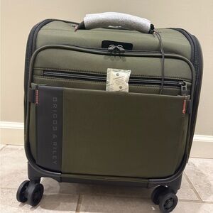 Briggs & Riley Olive Green Baseline Cabin Spinner